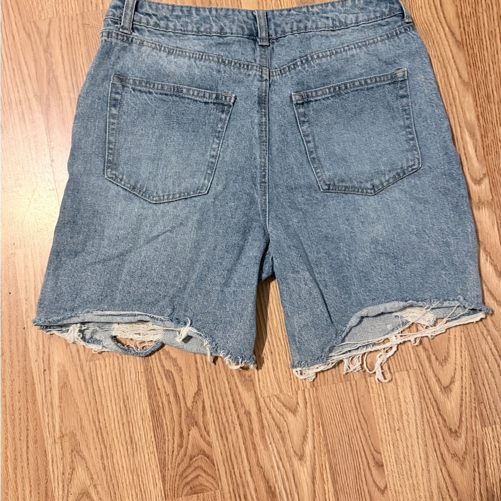 No Boundaries Light Blue Distressed Jean Shorts - Picture 5 of 8